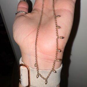 Kendra scott necklace